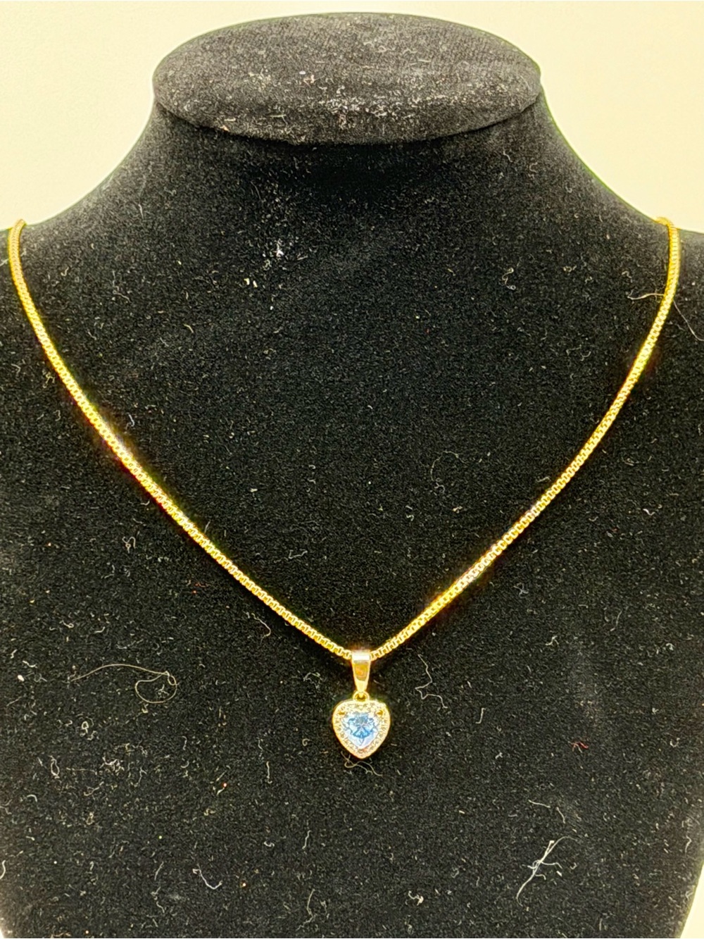 Rare Blue Moissanite Heart Pendant Necklace in Gold Over 925 SS - Picture 2 of 7